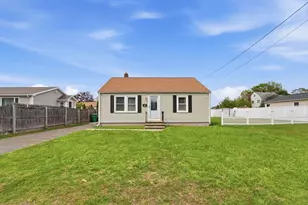 54 Shaw Park Ave, Chicopee, MA 01013 - Photo 1