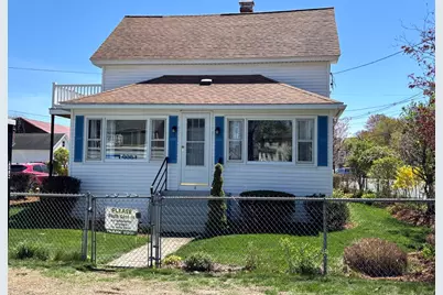 4 Central Ave, Northbridge, MA 01534 - Photo 1