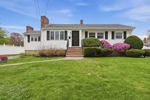 35 Enfield St, Lowell, MA 01852 - Photo 1