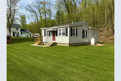 266 Petersham Rd, Athol, MA 01331 - Photo 1