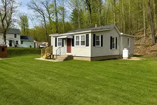 266 Petersham Rd, Athol, MA 01331 - Photo 1