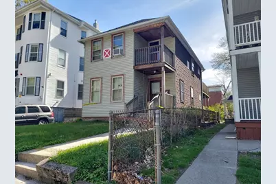 63 Charlotte St, Worcester, MA 01610 - Photo 1