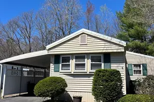 9 Christian Ave, Hudson, MA 01749 - Photo 1