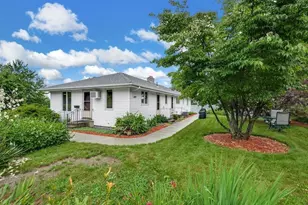 4 Upland Ave, Shrewsbury, MA 01545 - Photo 1