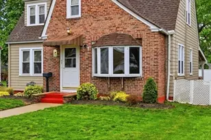 77 Fresno St, Springfield, MA 01104 - Photo 1