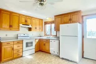 91 Collins St, Danvers, MA 01923 - Photo 1
