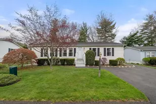 40 Trailwood Dr, Bridgewater, MA 02324 - Photo 1