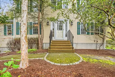 69 Warren St, Upton, MA 01568 - Photo 1