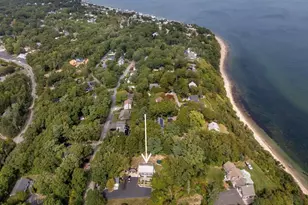 11 Ellisville Dr, Plymouth, MA 02360 - Photo 1