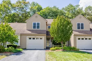 920 Ridgefield Cir, Clinton, MA 01510 - Photo 1