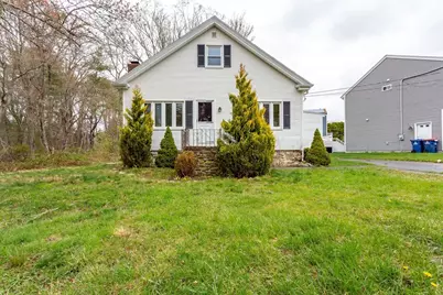 31 Bradford St, New Bedford, MA 02745 - Photo 1