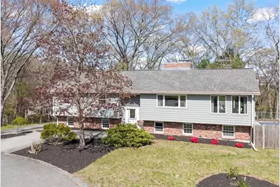 16 Briscoe Street, Woburn, MA 01801 - Photo 1
