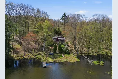 153 Shoreline Dr, West Brookfield, MA 01585 - Photo 1