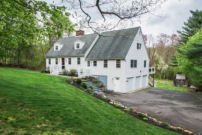 692 Cronin Rd, Warren, MA 01585 - Photo 1