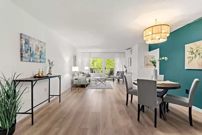 51 Melrose St #2D, Melrose, MA 02176 - Photo 1