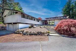 53 Stonehedge Rd, Lincoln, MA 01773 - Photo 1