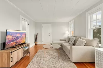 54 Edgecliff Rd #2, Watertown, MA 02472 - Photo 1