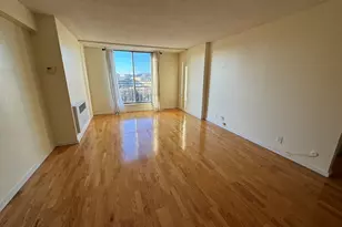 33 Pond Ave, Brookline, MA 02445 - Photo 1