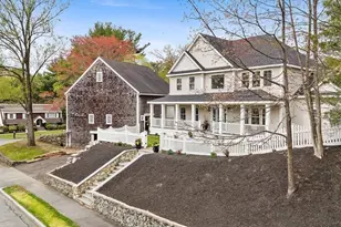 8 Partridge Rd, Reading, MA 01867 - Photo 1