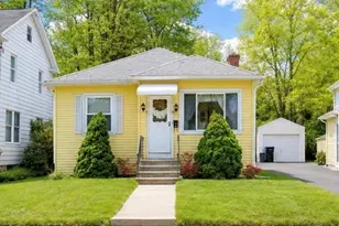 315 Hillside Ave, Holyoke, MA 01040 - Photo 1