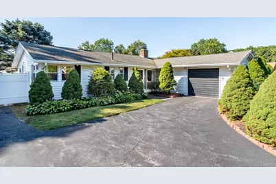 14 Rosslare Rd, Framingham, MA 01701 - Photo 1