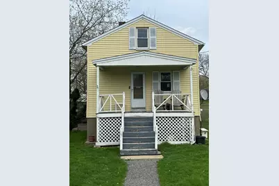62 Hull St, Seekonk, MA 02771 - Photo 1