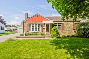 111 Woodcrest Cir, Chicopee, MA 01020 - Photo 1