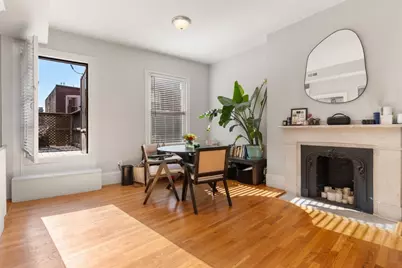 62 West Cedar St #2, Boston, MA 02114 - Photo 1