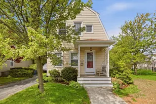 17 Buttonwood St, New Bedford, MA 02740 - Photo 1