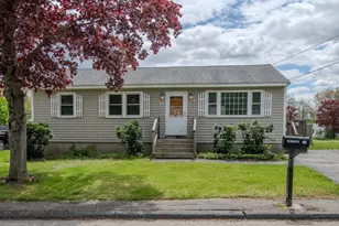 28 Lafayette St, Amesbury, MA 01913 - Photo 1