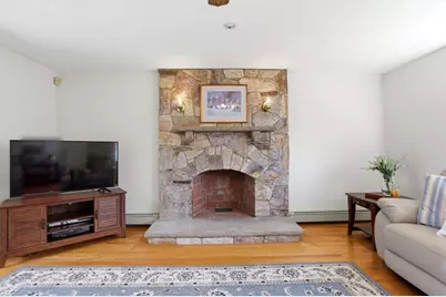 6 Gavin Cir, Stoneham, MA 02180 - Photo 14