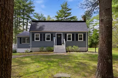 117 Pelham St, Pembroke, MA 02359 - Photo 1