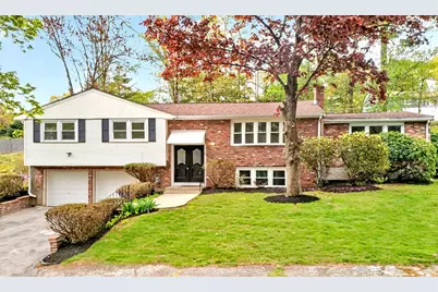 6 Sunset Dr, Randolph, MA 02368 - Photo 1
