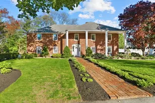 7 Longbow Cir, Lynnfield, MA 01940 - Photo 1