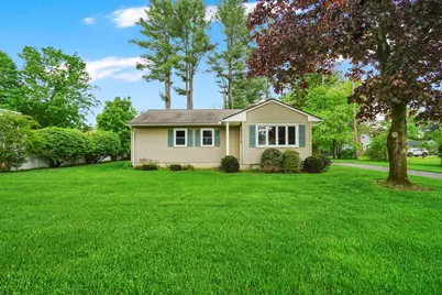 95 Old Lane Rd, Springfield, MA 01129 - Photo 1