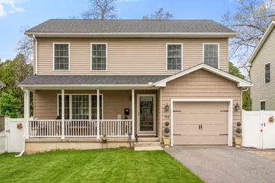 152 Ambrose St, Springfield, MA 01109 - Photo 1