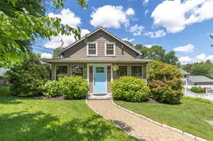 2 Parkwood Rd, Lynnfield, MA 01940 - Photo 1