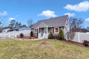 192 Gardens Dr, Springfield, MA 01119 - Photo 1