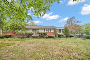 35 Peters St, North Andover, MA 01845 - Photo 1