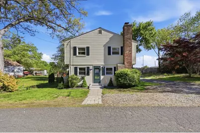 12 Knollwood Rd, Southwick, MA 01077 - Photo 1