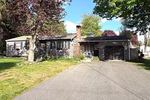 15 Fairhaven, East Longmeadow, MA 01028 - Photo 1