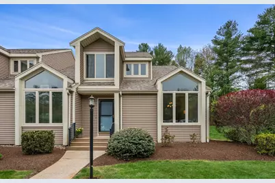 340 Centre Avenue #7, Rockland, MA 02370 - Photo 1