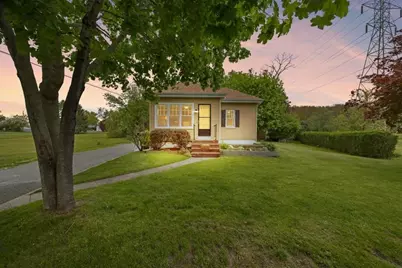 86 Hart St, Taunton, MA 02780 - Photo 1