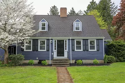 107 Washington St, Hudson, MA 01749 - Photo 1