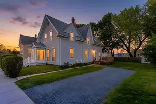 17 Lothrop St, Plymouth, MA 02360 - Photo 1