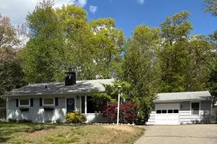 3 Crestwood Ave, Plainville, MA 02762 - Photo 1