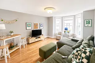 150 L St, Boston, MA 02127 - Photo 1
