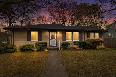 164 Cross Rd, Dartmouth, MA 02747 - Photo 1