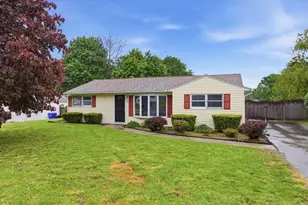 97 Treetop Ave, Springfield, MA 01118 - Photo 1