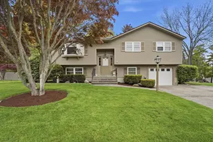 12 Linden St, Woburn, MA 01801 - Photo 1